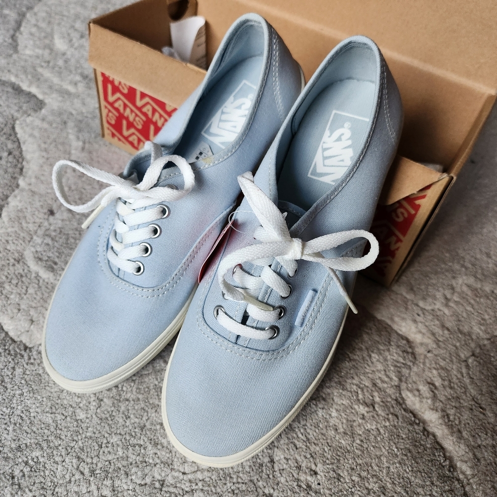 Vans Authentic Lo Pro women's size 7.5